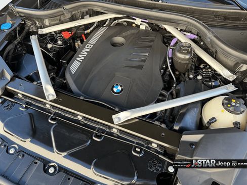 Used 2024 BMW X5 sDrive40i w/ M Sport Package RWD image 32