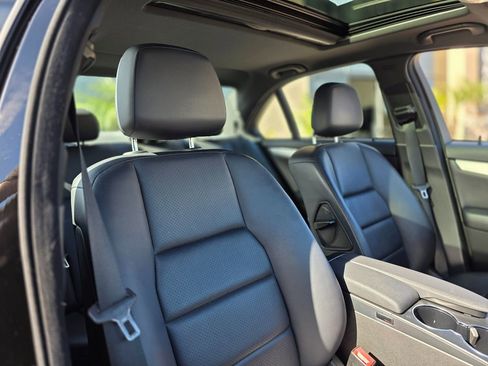 Used 2013 Mercedes-Benz C 250 Sport image 17