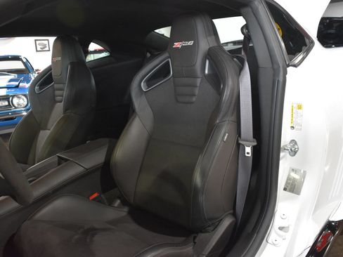 Used 2014 Chevrolet Camaro Z/28 RWD image 30