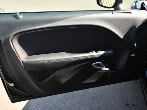 Used 2023 Dodge Challenger GT image 13