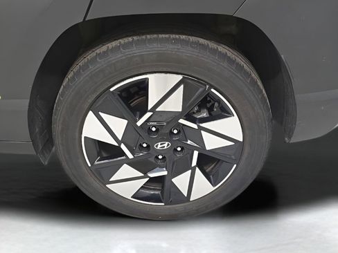 Used 2024 Hyundai Kona SEL FWD image 27