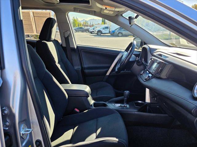 Used 2018 Toyota RAV4 XLE FWD image 11