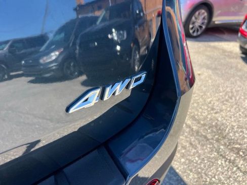 Certified 2024 Ford Explorer XLT w/ Equipment Group 202A AWD/4WD image 24
