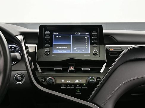 Used 2024 Toyota Camry SE w/ Convenience Package FWD image 45