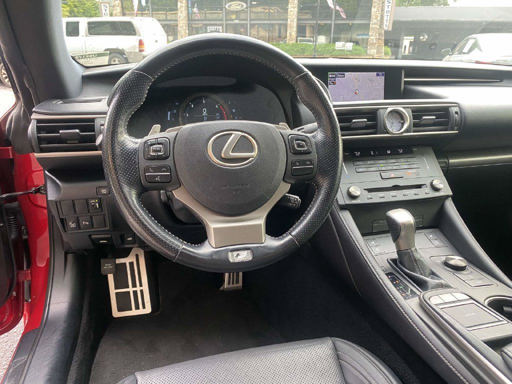 Used 2016 Lexus RC 200t RWD image 12