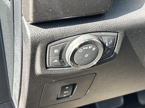 Used 2016 Ford F150 XLT w/ Equipment Group 302A Luxury AWD/4WD image 32