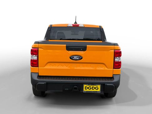 New 2026 Ford Maverick XLT FWD image 4