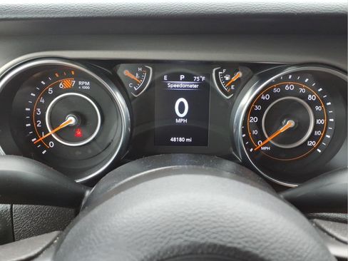 Used 2022 Jeep Wrangler Unlimited Sport AWD/4WD image 16