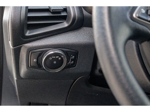 Used 2020 Ford EcoSport SE w/ SE Convenience Package image 20