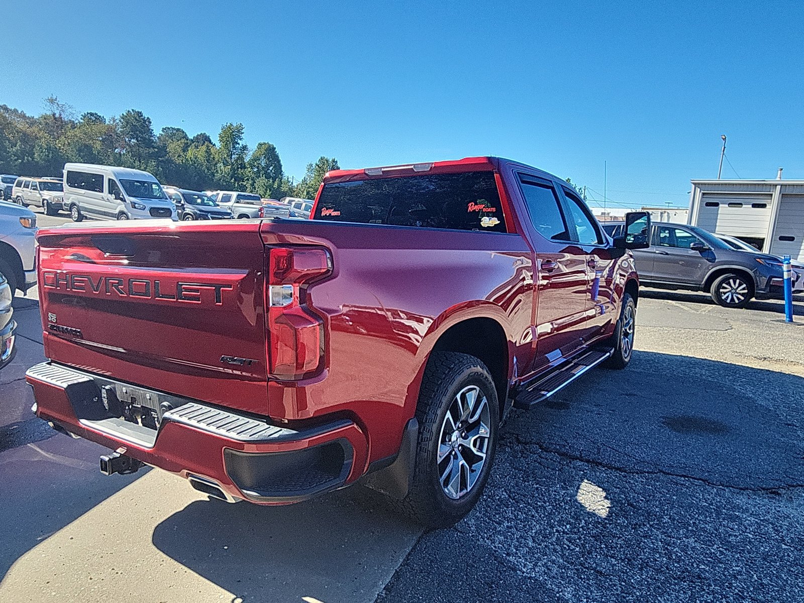 Used 2023 Chevrolet Silverado 1500 RST AWD/4WD image 5