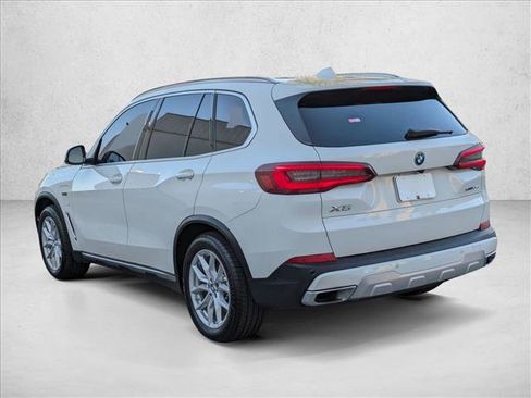 Certified 2023 BMW X5 xDrive45e w/ Executive Package image 8