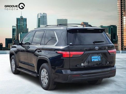 Used 2024 Toyota Sequoia SR5 w/ SR5 Premium Package AWD/4WD image 3