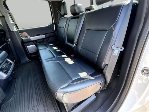 Used 2024 Ford F250 Lariat w/ Sport Appearance Package AWD/4WD image 21
