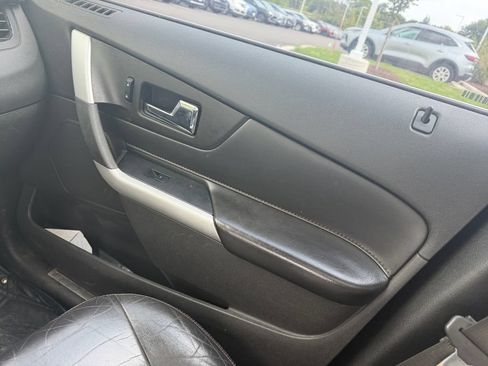 Used 2011 Ford Edge Limited w/ 301A Rapid Spec Order Code FWD image 35