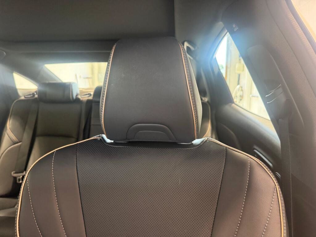 Certified 2024 Toyota Crown Platinum AWD/4WD image 22