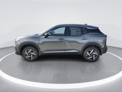New 2026 Nissan Kicks SV FWD image 5