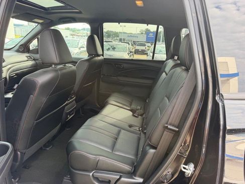 Used 2024 Honda Passport TrailSport image 9
