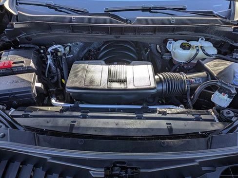 Used 2025 Chevrolet Tahoe LT AWD/4WD image 24