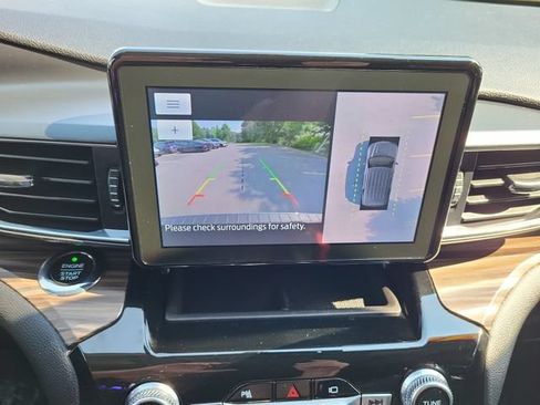 Used 2021 Ford Explorer Limited w/ Hybrid Equipment Group 310A AWD/4WD image 23