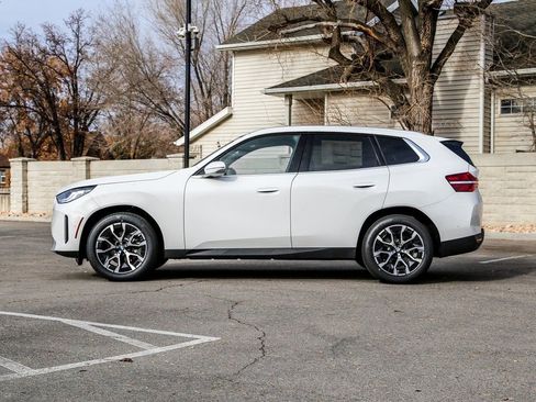 New 2026 BMW X3 xDrive30 w/ Convenience Package image 2