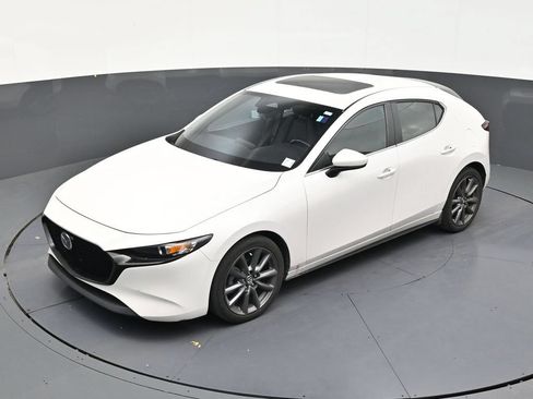 Used 2024 MAZDA MAZDA3 s FWD image 11