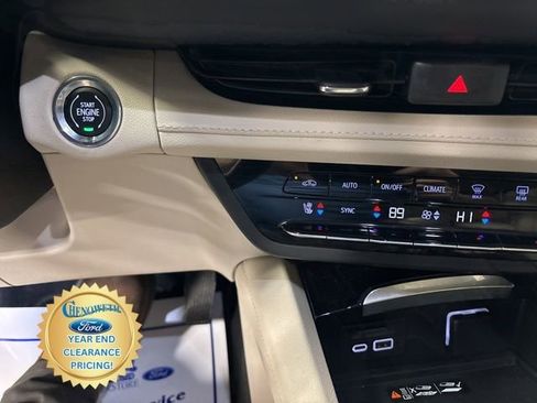 Used 2021 Buick Envision Avenir w/ Technology Package II image 14