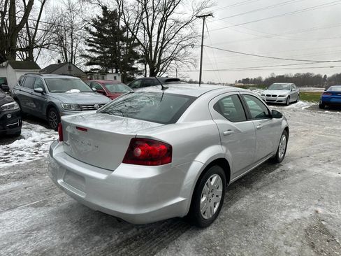 Used 2012 Dodge Avenger SE image 5