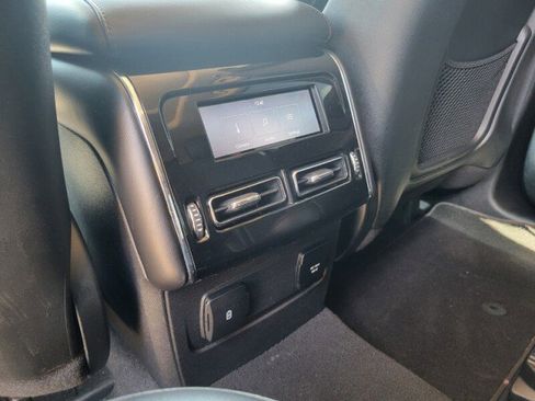 Used 2023 Lincoln Aviator Reserve image 32