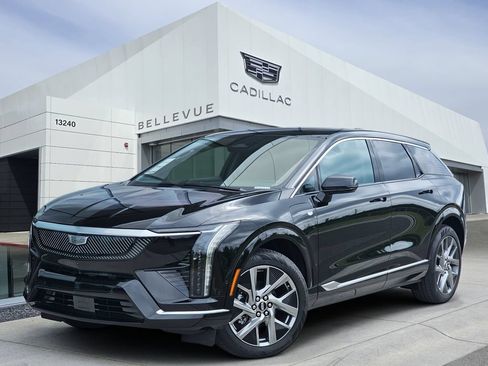 New 2026 Cadillac Optiq Luxury 2 AWD/4WD image 1