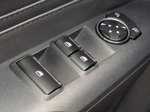 Used 2025 Ford Mustang Premium RWD image 21