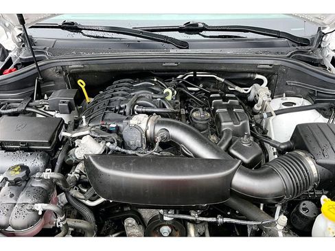 Certified 2025 Dodge Durango GT AWD/4WD image 12
