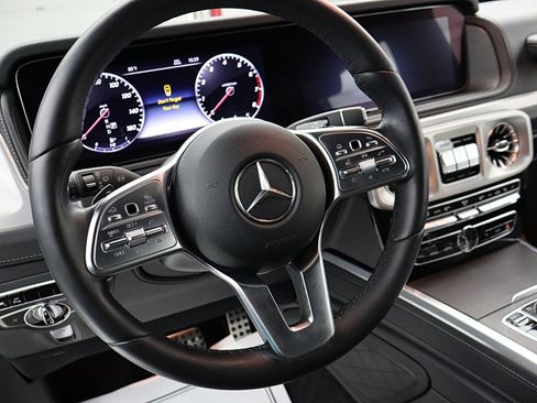 Used 2022 Mercedes-Benz G 550 image 24