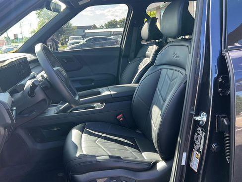 Used 2027 Kia Telluride EX X-Line w/ Towing Package AWD/4WD image 11