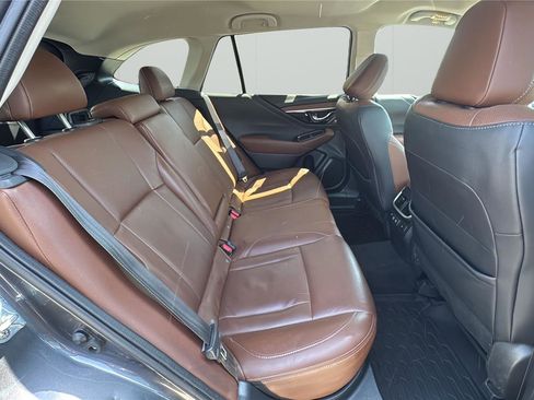 Used 2022 Subaru Outback Touring w/ Popular Package #2 image 13