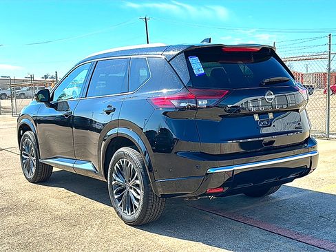 New 2026 Nissan Rogue Platinum w/ Platinum Premium Package image 6