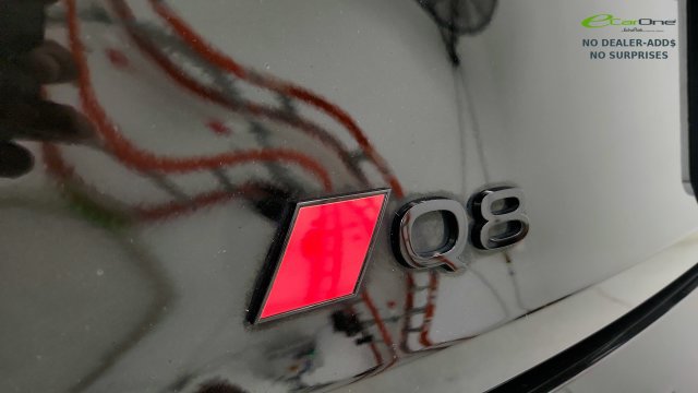 Used 2024 Audi Q8 e-tron Premium Plus w/ Premium Plus Package AWD/4WD image 34