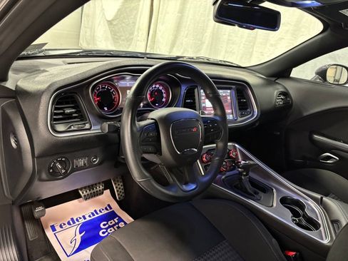 Used 2018 Dodge Challenger Scat Pack RWD image 15