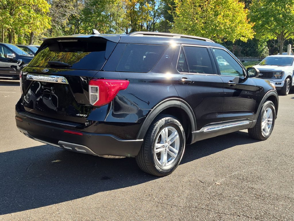 Certified 2023 Ford Explorer XLT w/ Equipment Group 202A AWD/4WD image 14