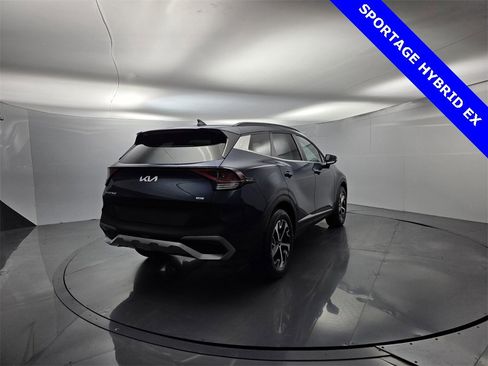 Used 2023 Kia Sportage EX w/ EX Premium Package image 11
