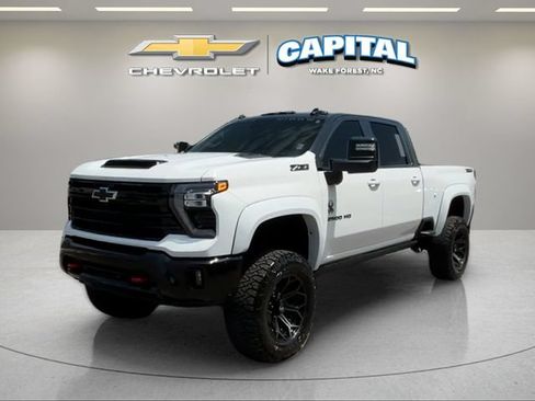 Used 2025 Chevrolet Silverado 2500 LTZ w/ Trail Boss Package AWD/4WD image 1