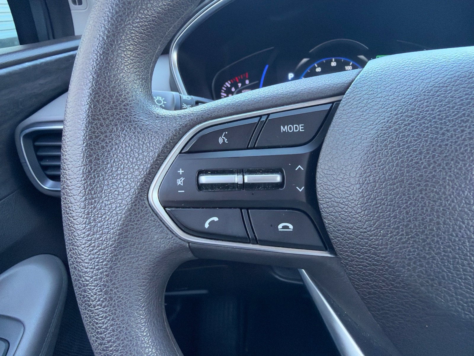 Used 2019 Hyundai Santa Fe SEL FWD image 20