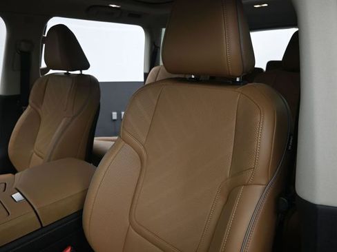 New 2026 INFINITI QX80 Luxe w/ Cargo Package image 12