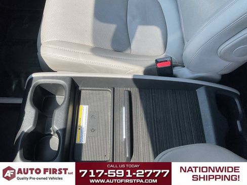 Used 2018 Honda Odyssey Elite image 23