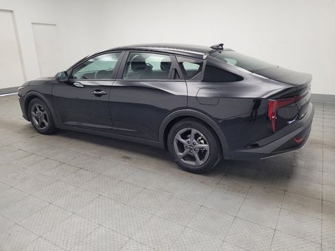 Used 2025 Kia K4 FWD image 3