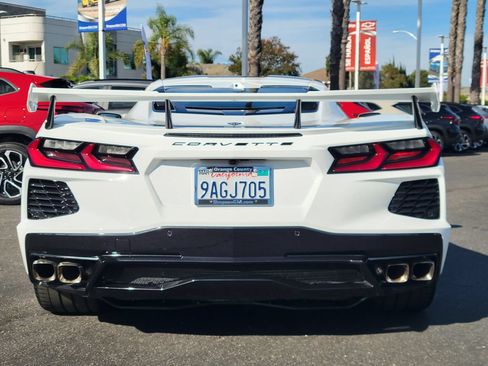 Used 2022 Chevrolet Corvette Stingray Preferred Cpe w/ Z51 Performance Package RWD image 23