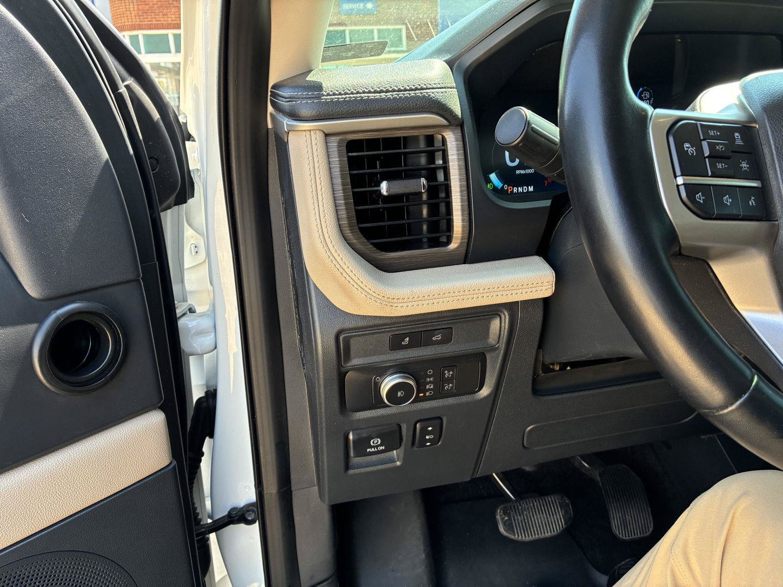 Used 2022 Ford Expedition Max Limited RWD image 12