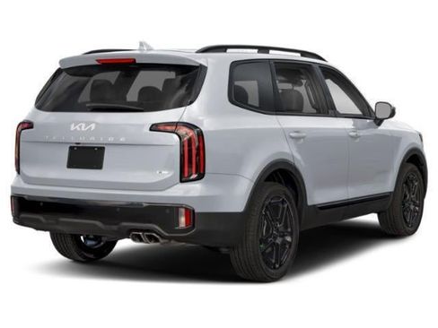 Used 2024 Kia Telluride EX X-Line AWD/4WD image 3