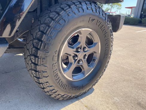 Used 2014 Jeep Wrangler Unlimited Sahara w/ Max Tow Package image 19