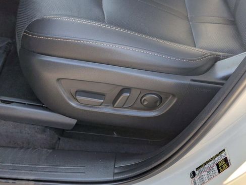 Certified 2025 MAZDA CX-70 Plug-In Hybrid w/ Premium Pkg image 22