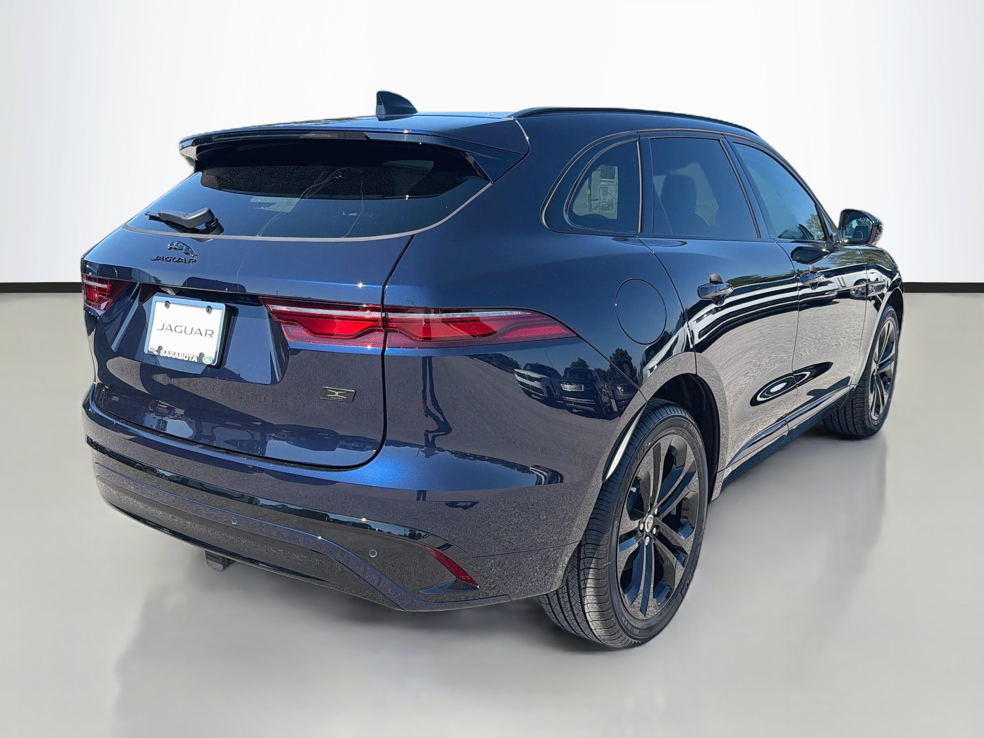 New 2026 Jaguar F-PACE R-Dynamic S AWD/4WD image 5